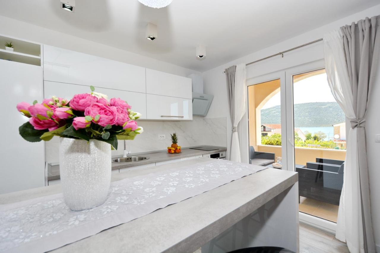 Apartmani Maris Poljica  Ngoại thất bức ảnh